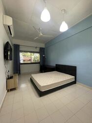 Sixth Avenue (D10), Terrace #443225091
